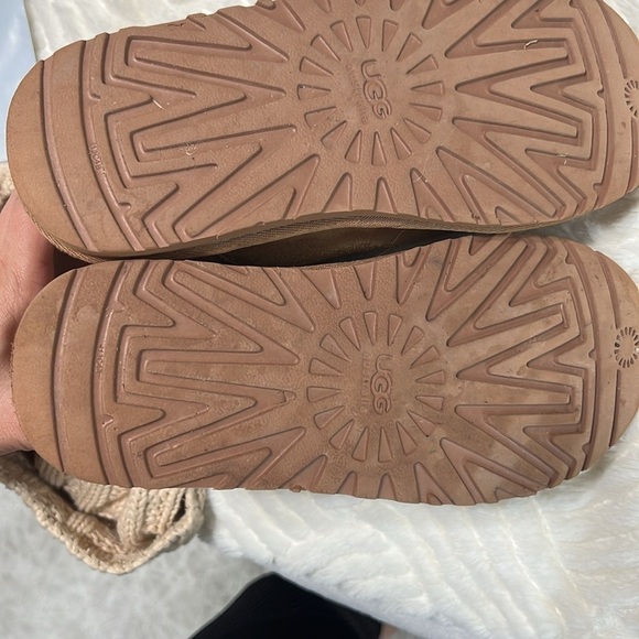 UGG Cambridge Sock Boots Size 5 - Picture 6 of 10